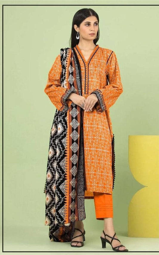 3 Pcs Women's Unstitched Khaddar Printed Suit