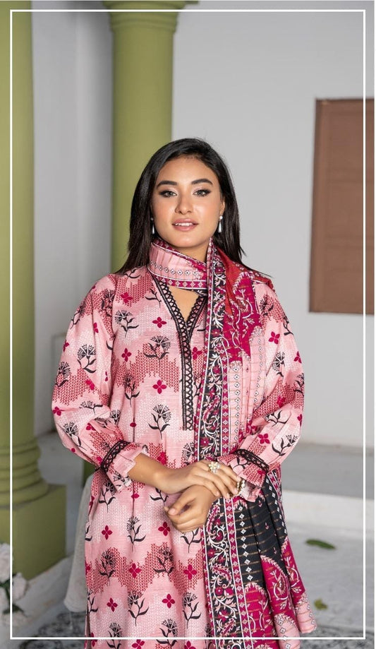 3 Pcs Women's Unstitched Khaddar Printed Suit